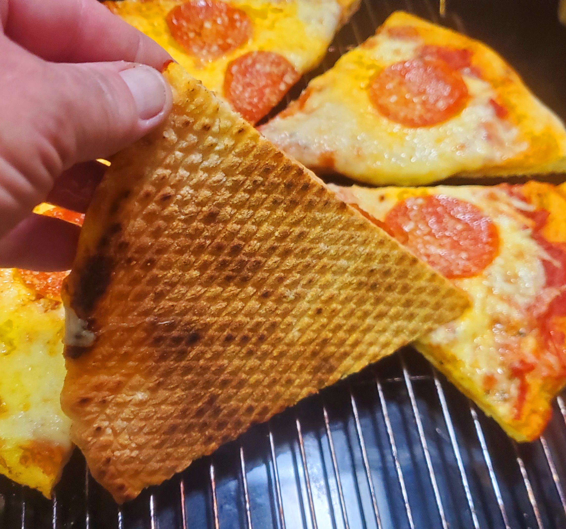 Using a pizza screen to start because I'm not a pizzaolla.